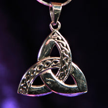 Load image into Gallery viewer, Sterling Silver Celtic Trinity Pendant